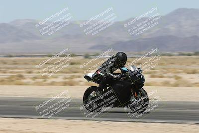 media/May-25-2025-TrackXperience (Sun) [[393a69de75]]/Level 1/Session 5 (Speed Pans)/